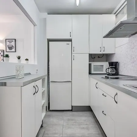 Apartment Sur Perla 6 *